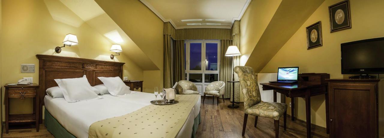 Silken Spa La Hacienda De Don Juan Llanes Ngoại thất bức ảnh
