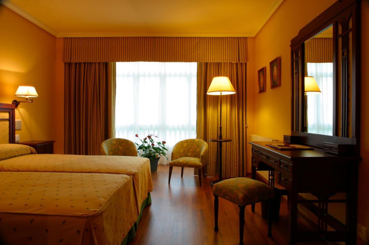 Silken Spa La Hacienda De Don Juan Llanes Ngoại thất bức ảnh